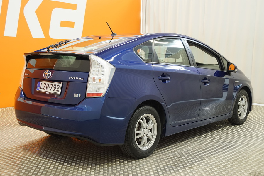 Toyota Prius vaihtoauto