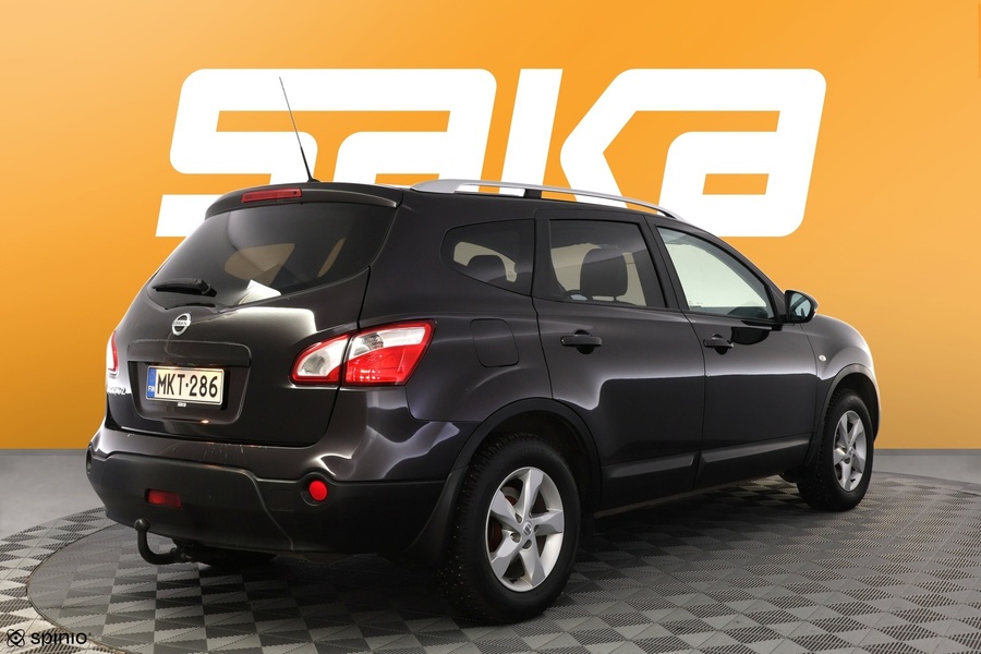 Nissan Qashqai+2 vaihtoauto