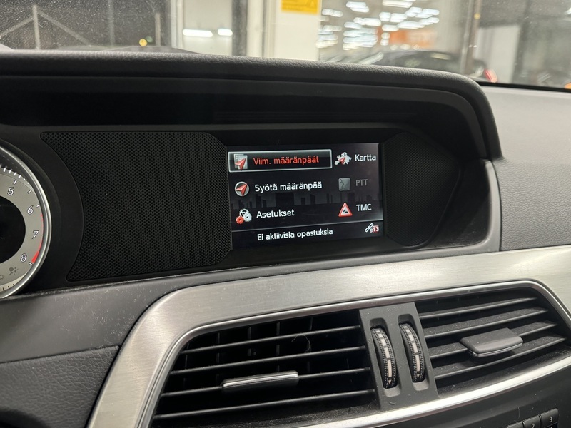 Mercedes-Benz C vaihtoauto