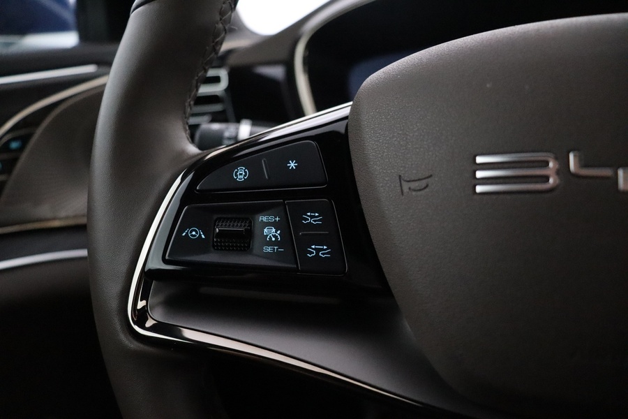 BYD Han vaihtoauto
