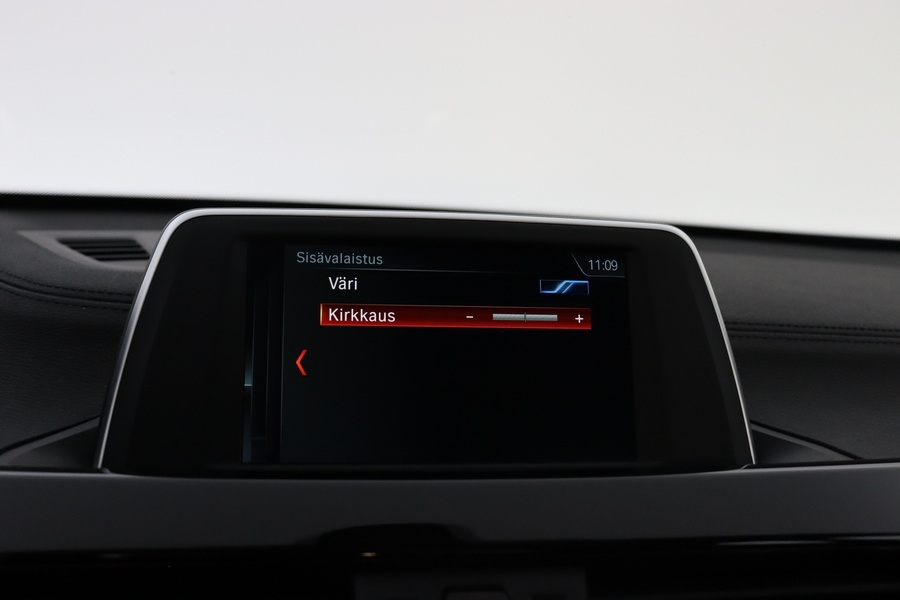 BMW X1 vaihtoauto