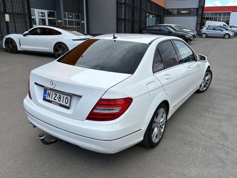 Mercedes-Benz C vaihtoauto