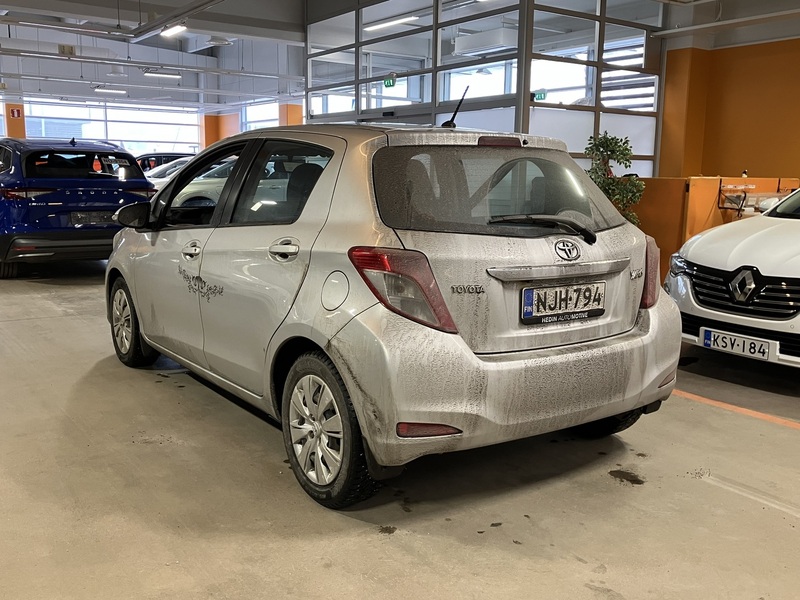 Toyota Yaris vaihtoauto
