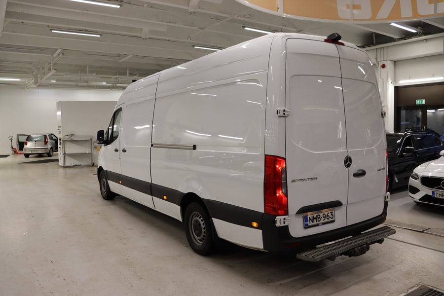Mercedes-Benz Sprinter vaihtoauto