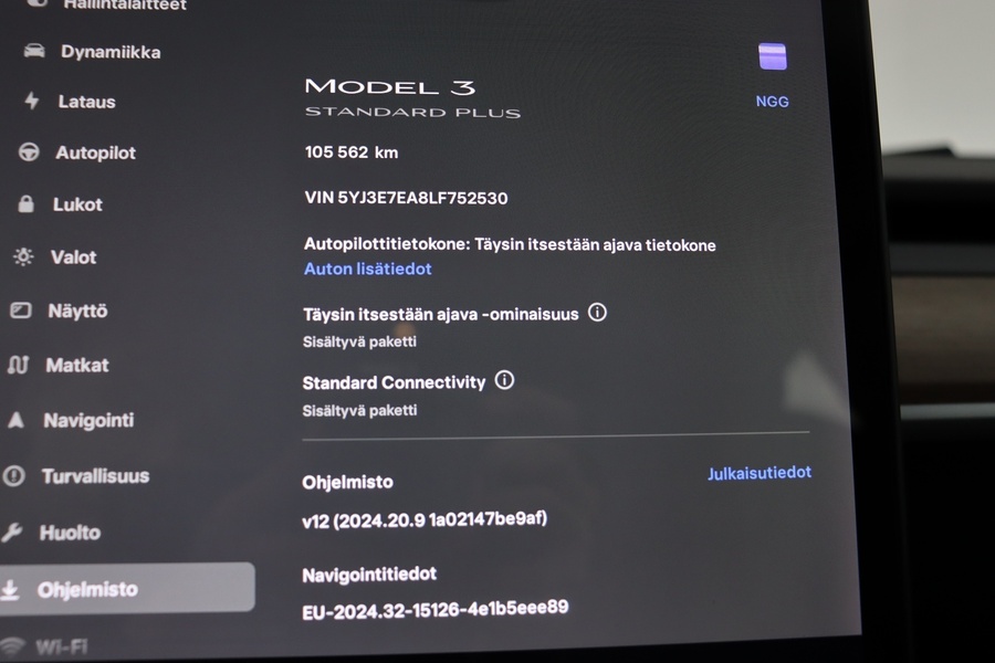 Tesla Model 3 vaihtoauto