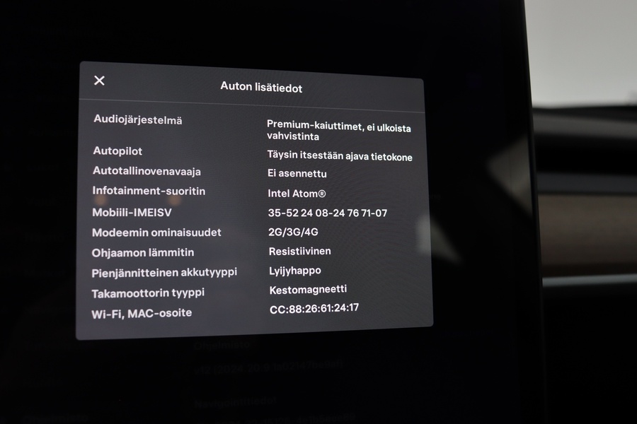 Tesla Model 3 vaihtoauto