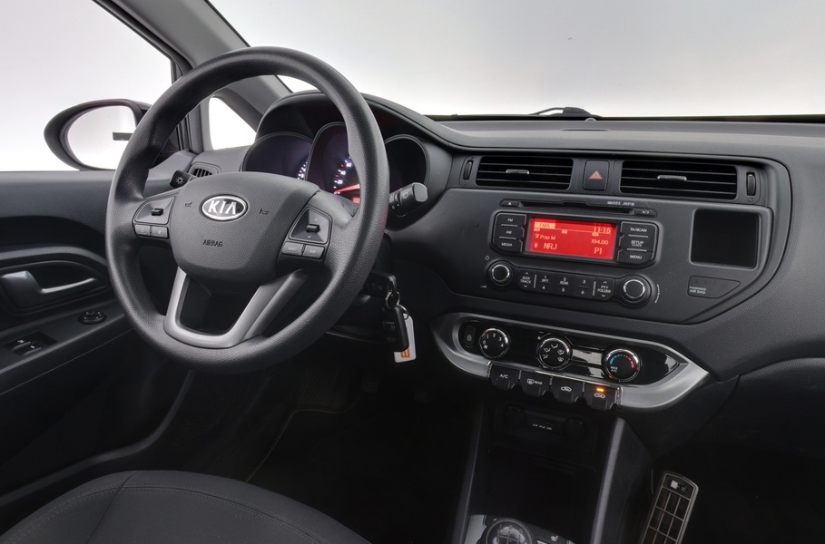 Kia Rio vaihtoauto