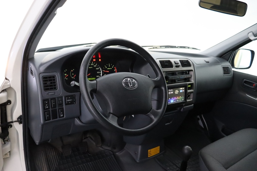 Toyota Hiace vaihtoauto