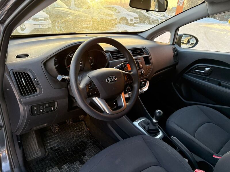 Kia Rio vaihtoauto