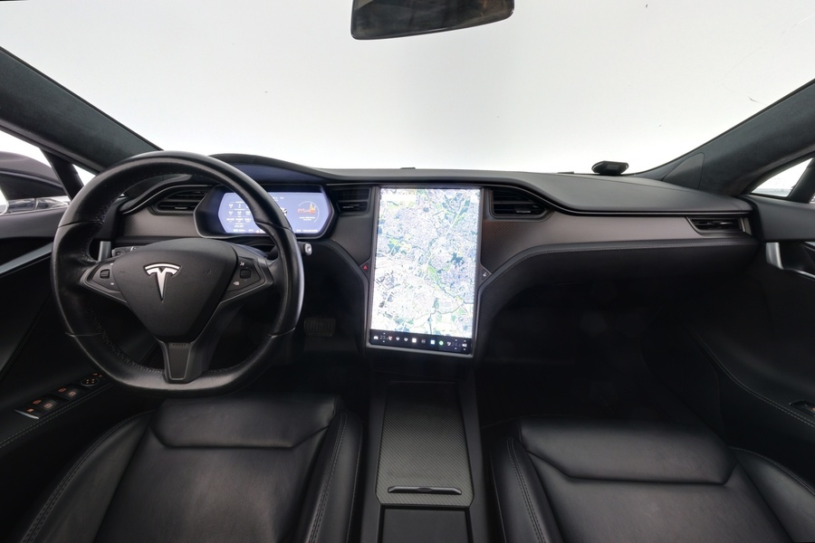 Tesla Model S vaihtoauto
