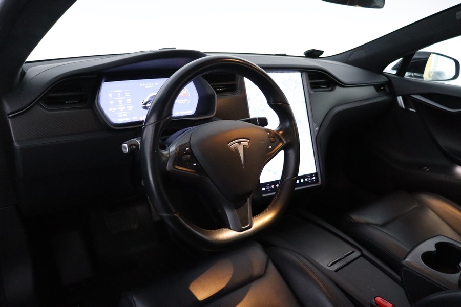 Tesla Model S vaihtoauto