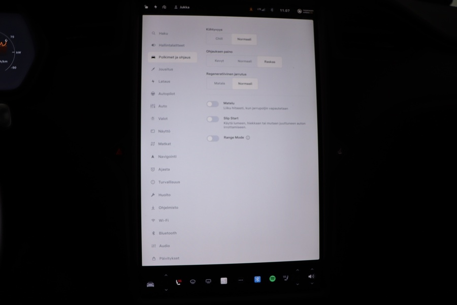 Tesla Model S vaihtoauto