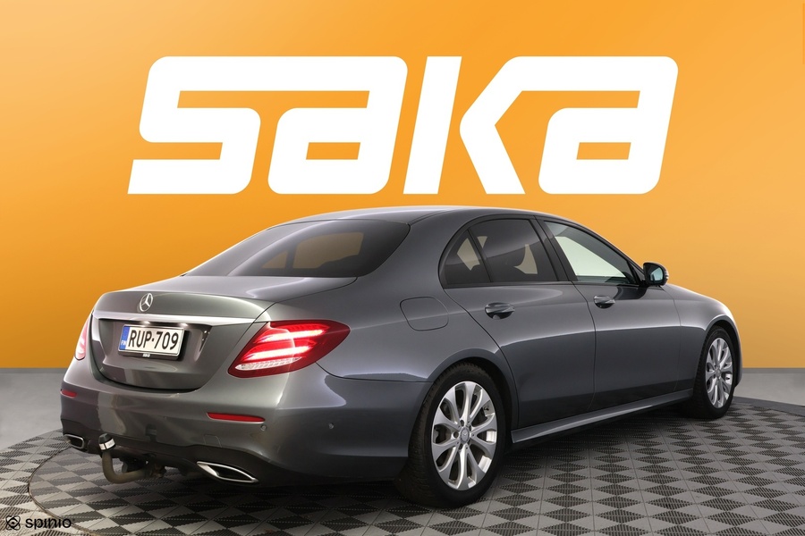 Mercedes-Benz E vaihtoauto