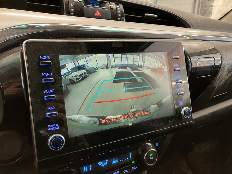 Toyota Hilux vaihtoauto