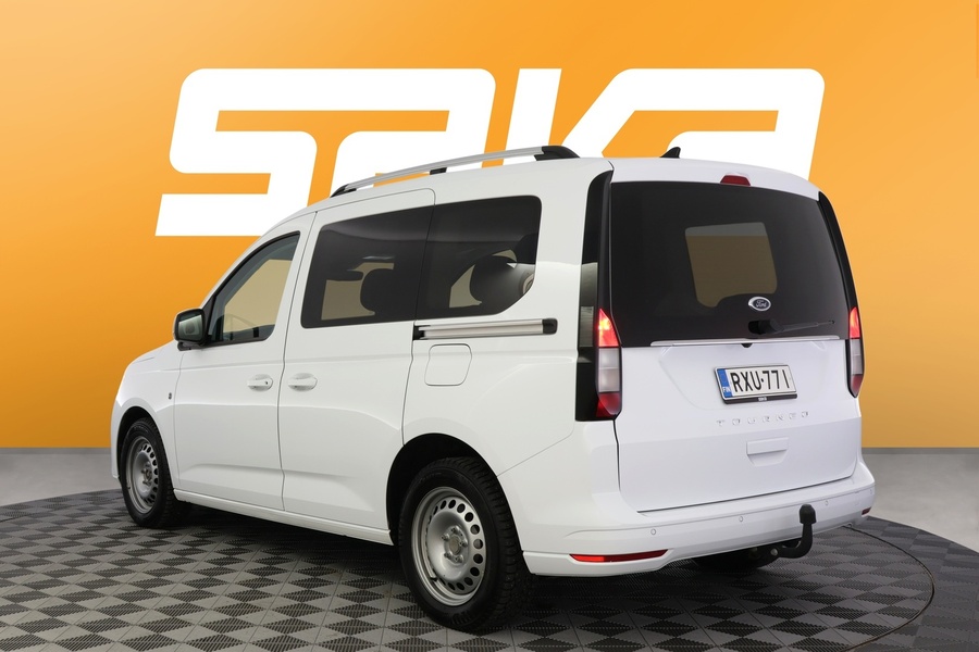 Ford Tourneo Connect vaihtoauto