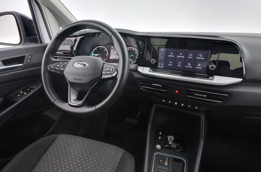 Ford Tourneo Connect vaihtoauto