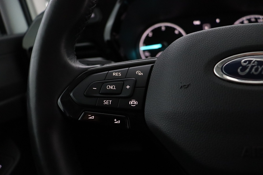 Ford Tourneo Connect vaihtoauto