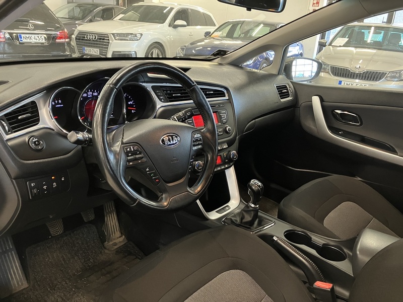 Kia Ceed vaihtoauto