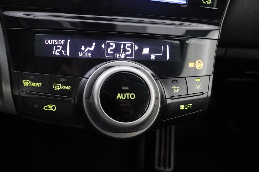 Toyota Prius+ vaihtoauto