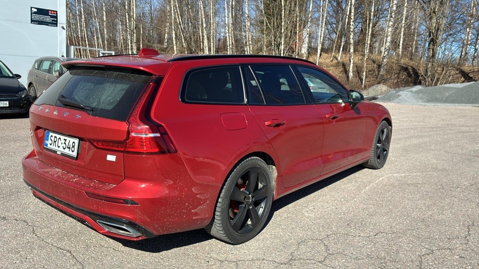Volvo V60 vaihtoauto