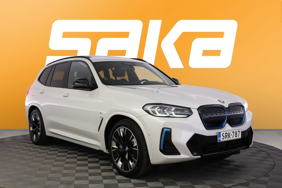 BMW iX3 vaihtoauto