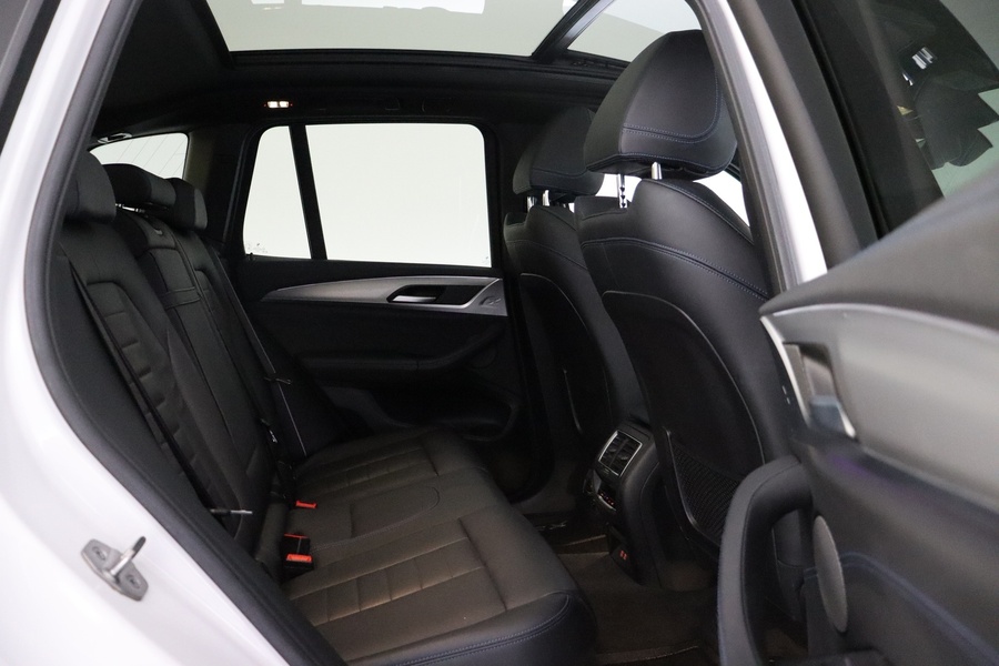 BMW iX3 vaihtoauto