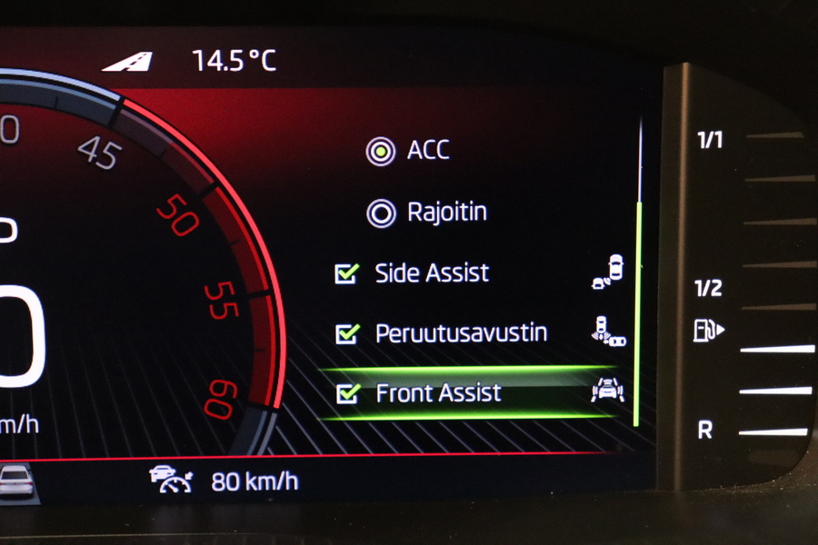 Skoda Karoq vaihtoauto