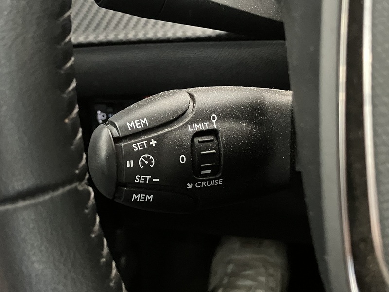 Peugeot e-2008 vaihtoauto