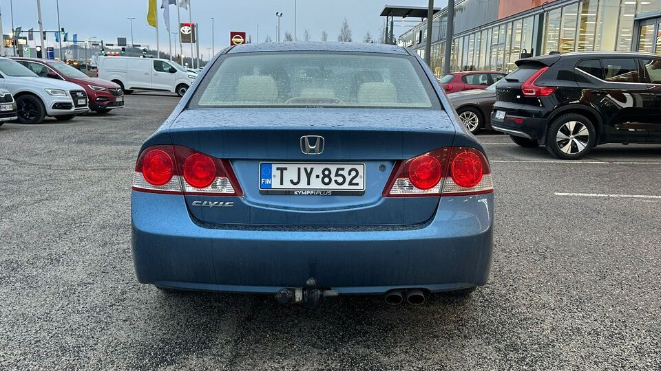 Honda Civic vaihtoauto