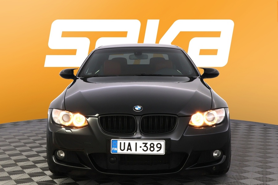BMW 330 vaihtoauto