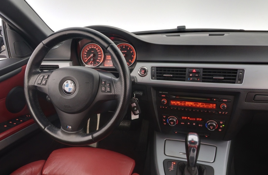 BMW 330 vaihtoauto