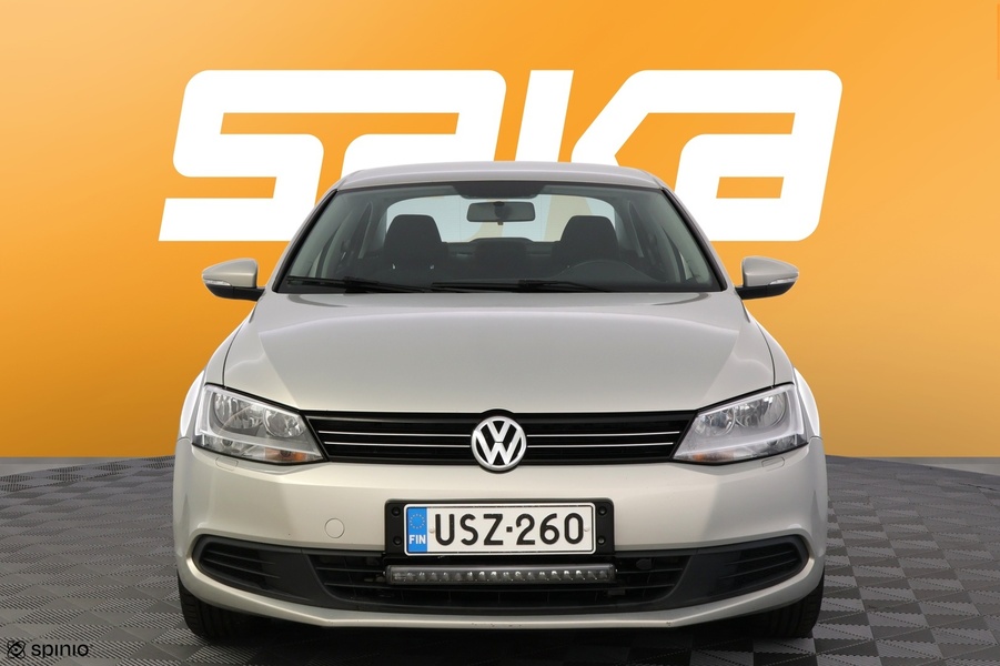 Volkswagen Jetta vaihtoauto