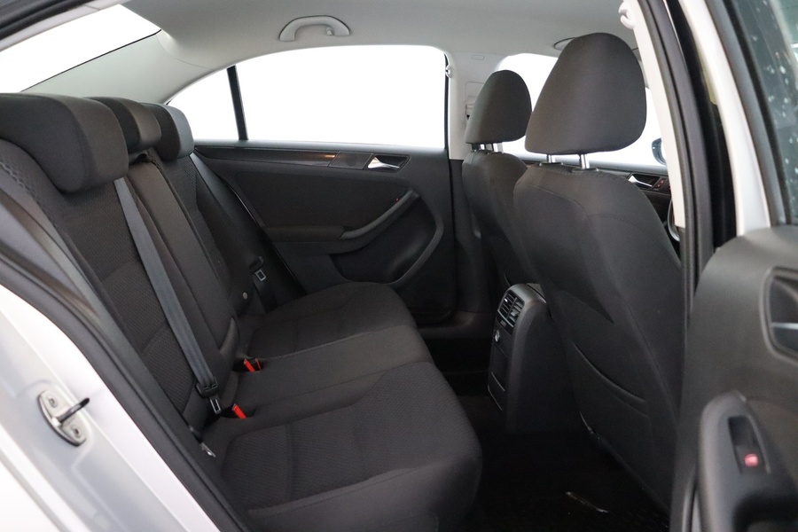 Volkswagen Jetta vaihtoauto