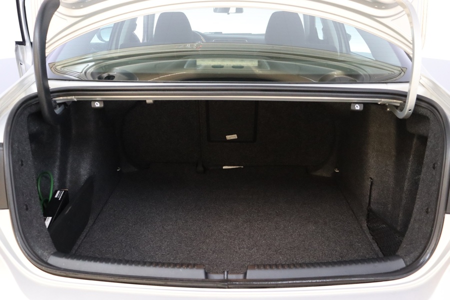 Volkswagen Jetta vaihtoauto