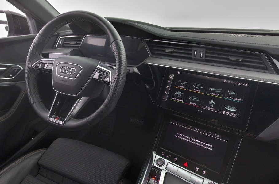 Audi e-tron vaihtoauto