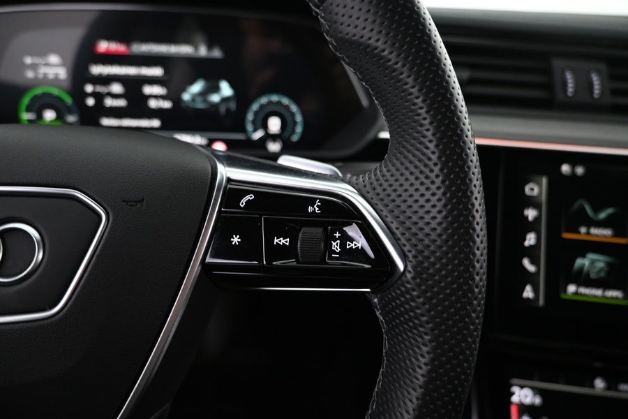 Audi e-tron vaihtoauto