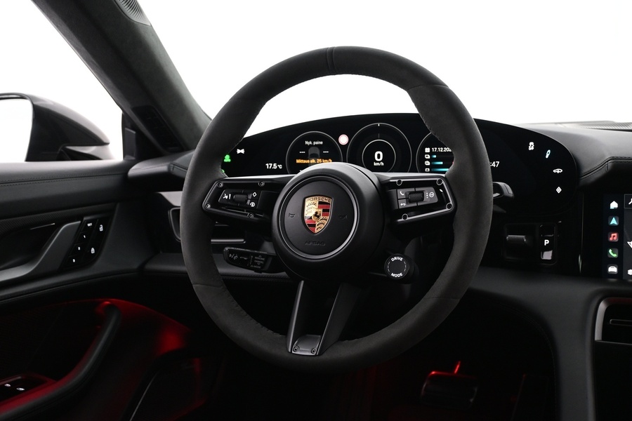 Porsche Taycan vaihtoauto