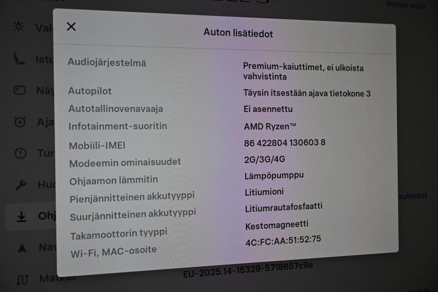 Tesla Model 3 vaihtoauto