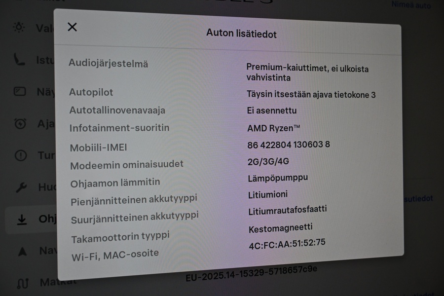 Tesla Model 3 vaihtoauto