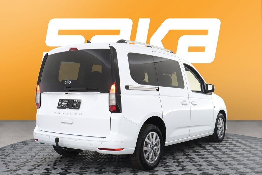 Ford Tourneo Connect vaihtoauto