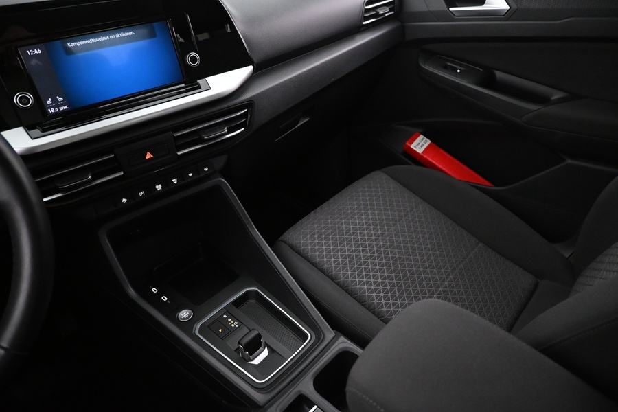 Ford Tourneo Connect vaihtoauto