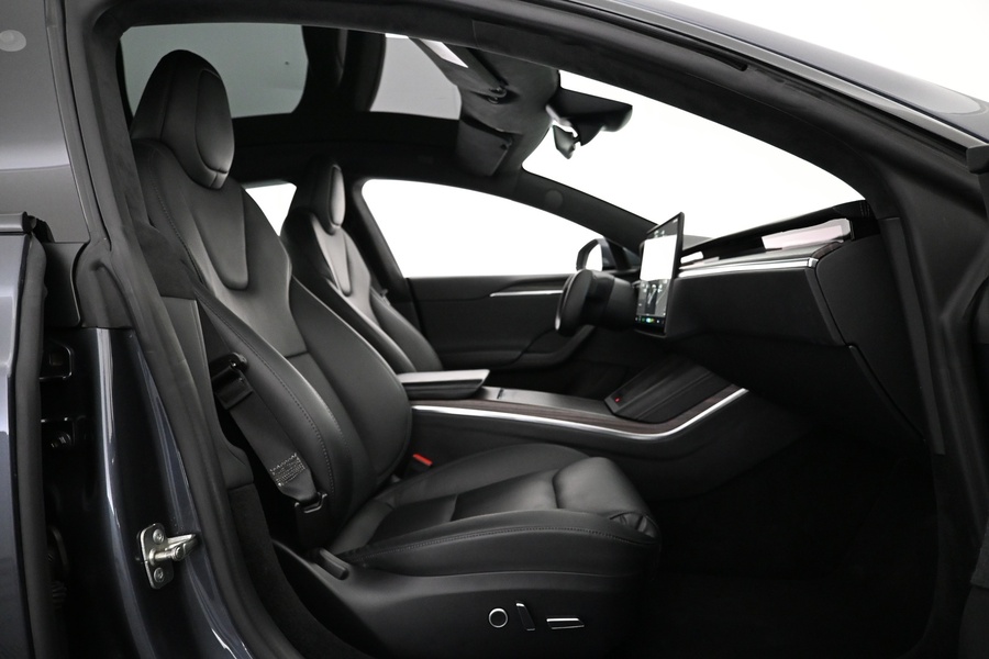 Tesla Model S vaihtoauto