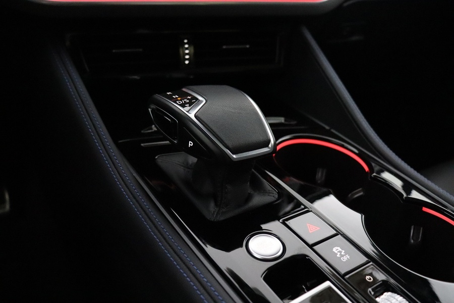 Volkswagen Touareg vaihtoauto