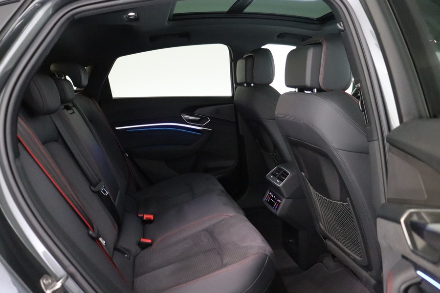 Audi Q8 e-tron vaihtoauto