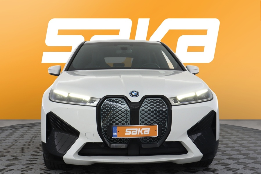 BMW iX vaihtoauto