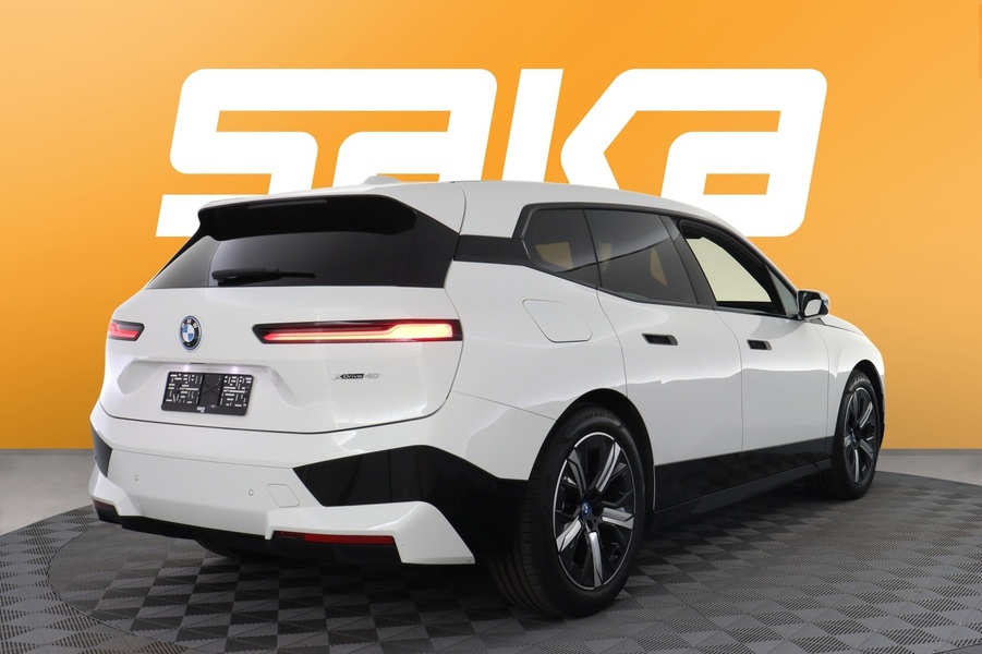 BMW iX vaihtoauto