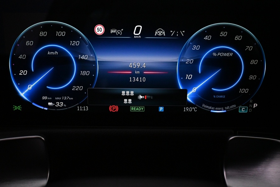 Mercedes-Benz EQB vaihtoauto