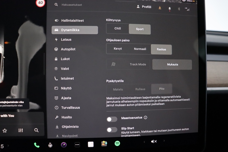 Tesla Model Y vaihtoauto