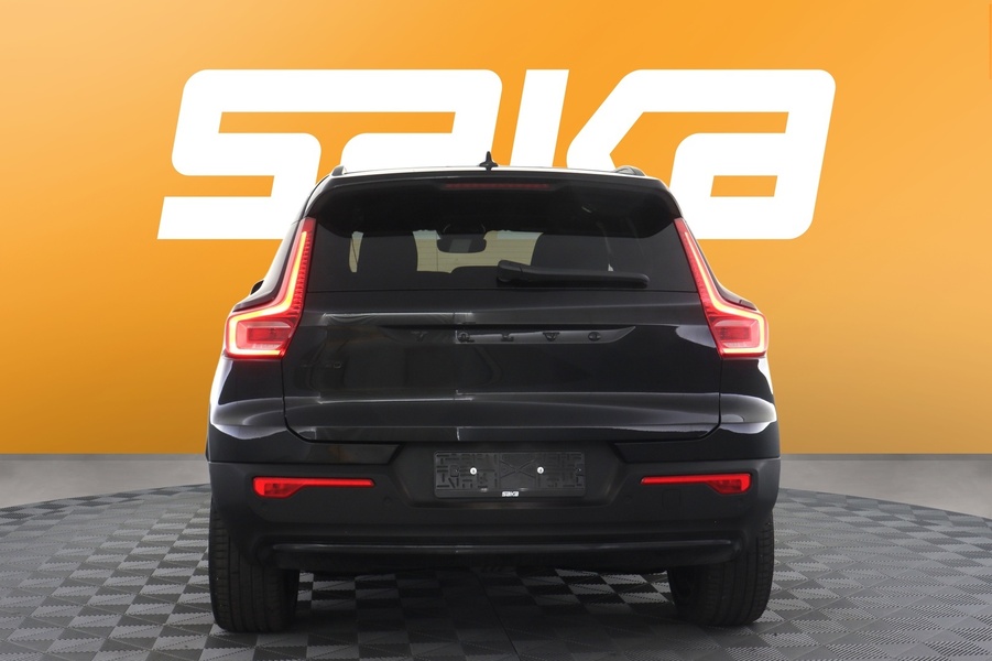 Volvo EX40 vaihtoauto