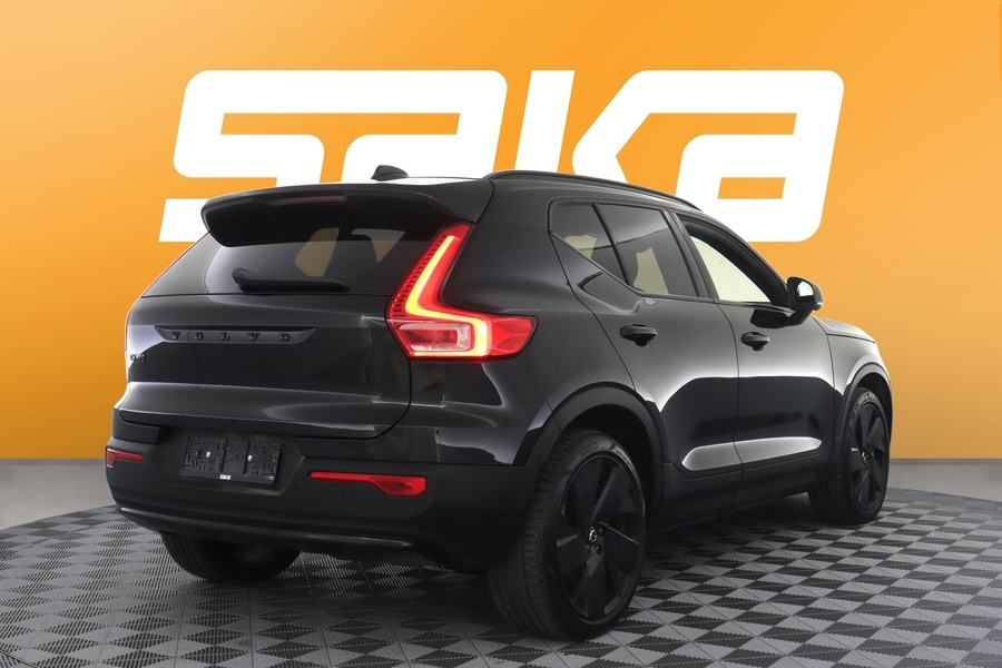 Volvo EX40 vaihtoauto